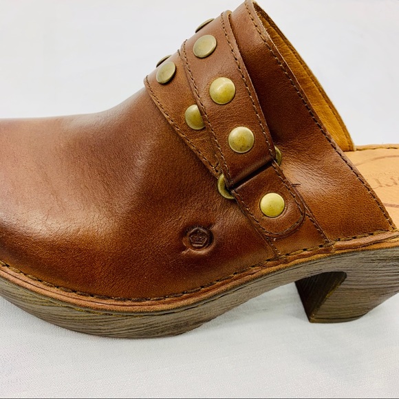 Born gold studded strap brown clogs - Picture 6 of 12